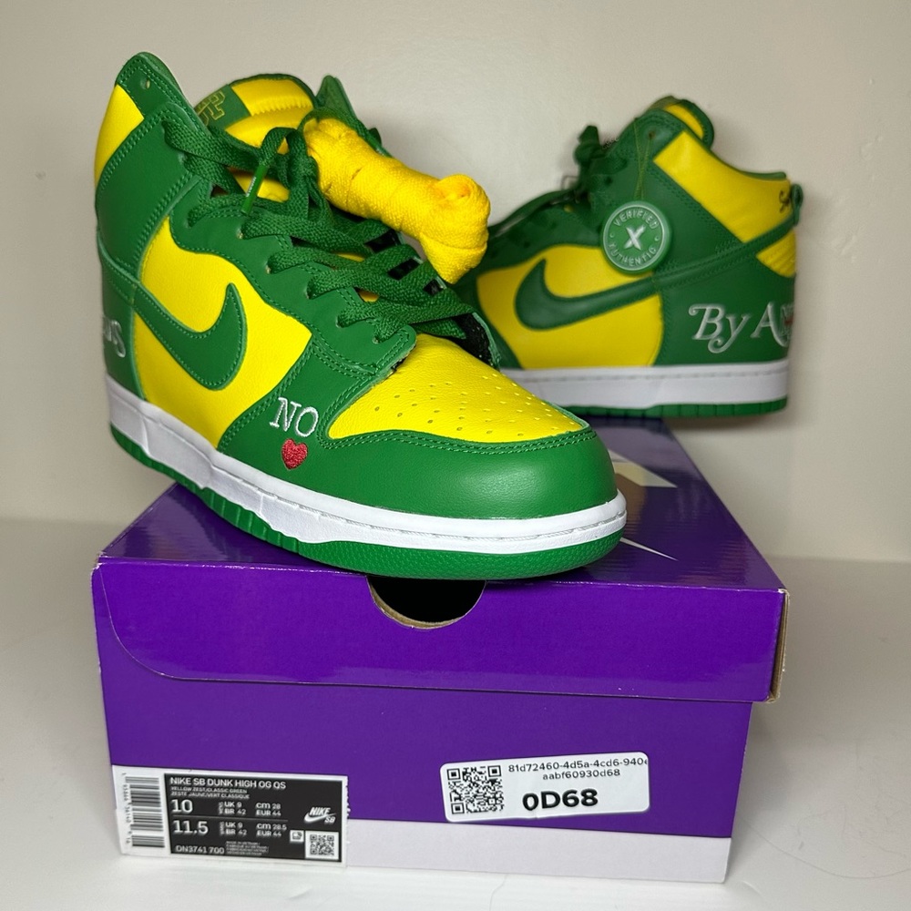 NWT 2022 SUPREME x NIKE SB DUNK HIGH “BY ANY MEANS NECESSARY” BRAZIL MENS SZ 10